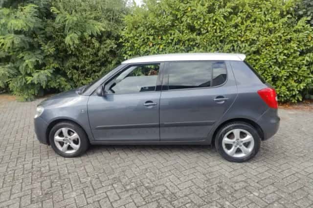 Škoda Fabia (2010) thumbnail 4