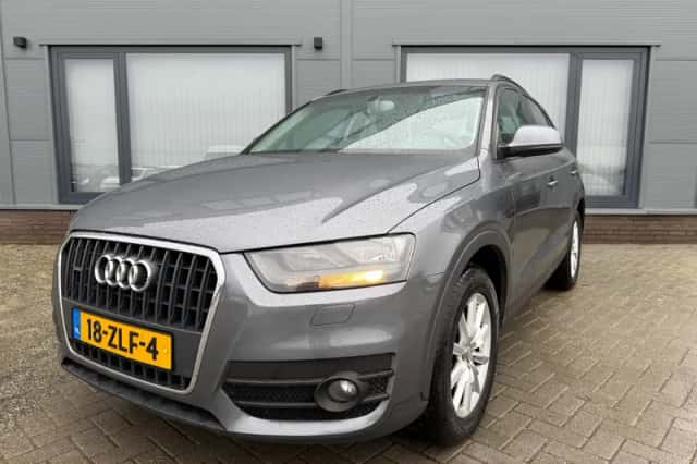 Audi Q3 (2013) thumbnail 1