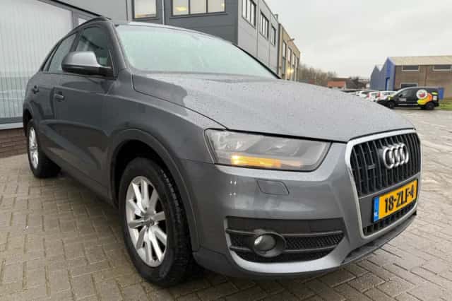 Audi Q3 (2013) thumbnail 3
