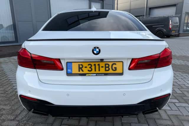 BMW 5-Serie (2017) thumbnail 4