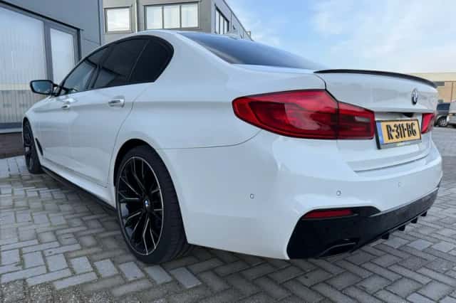 BMW 5-Serie (2017) thumbnail 5