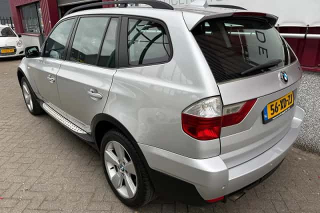 BMW X3 (2007) thumbnail 3