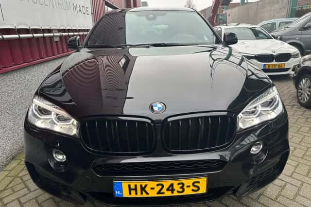 BMW X6 (2015) thumbnail 4