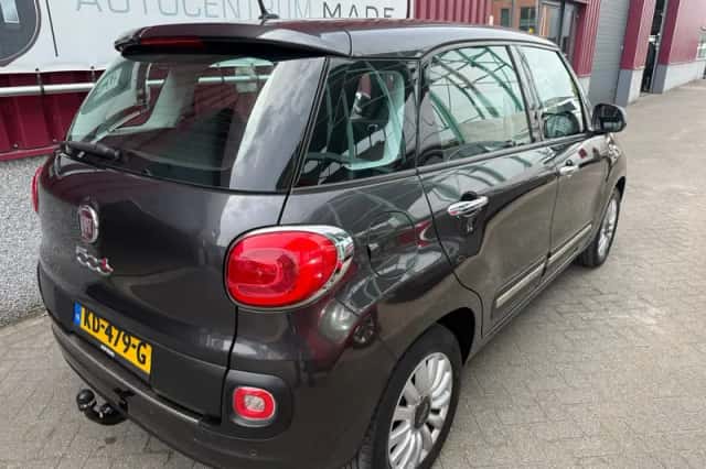 Fiat 500L (2016) thumbnail 4