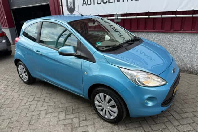 Ford Ka (2010) thumbnail 2