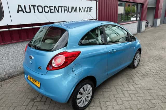 Ford Ka (2010) thumbnail 3