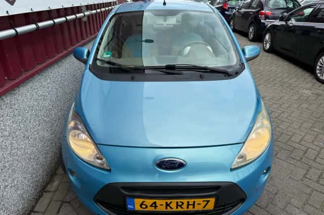 Ford Ka (2010) thumbnail 4