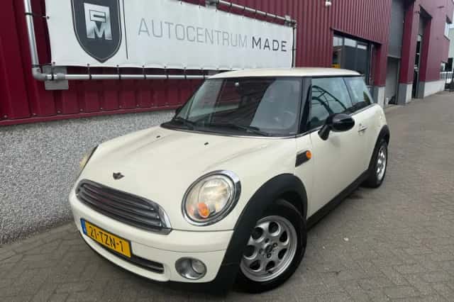 MINI One (2008) thumbnail 1