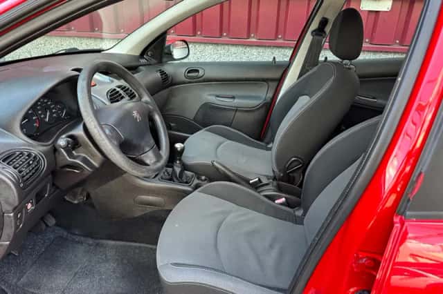 Peugeot 206 (2006) thumbnail 6