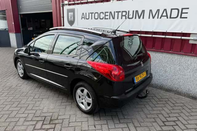 Peugeot 207 (2010) thumbnail 3