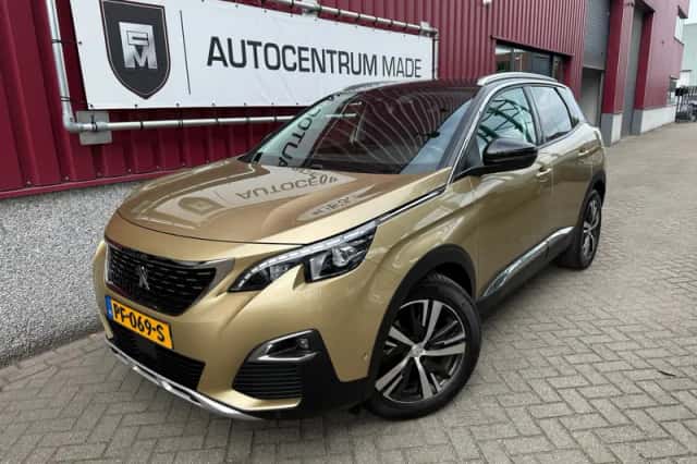 Peugeot 3008 (2017) thumbnail 1