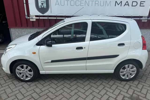 Suzuki Alto (2015) thumbnail 6