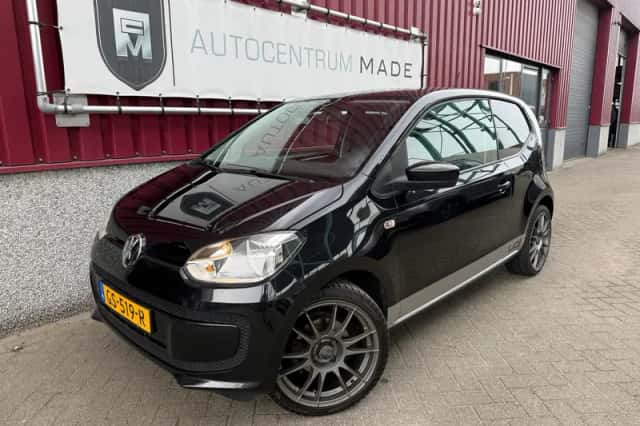 Volkswagen Up! (2012) thumbnail 1