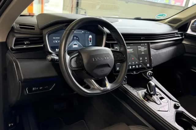 Lynk & Co 01 (2022) thumbnail 2