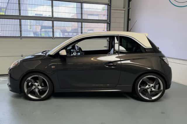 Opel Adam (2013) thumbnail 4