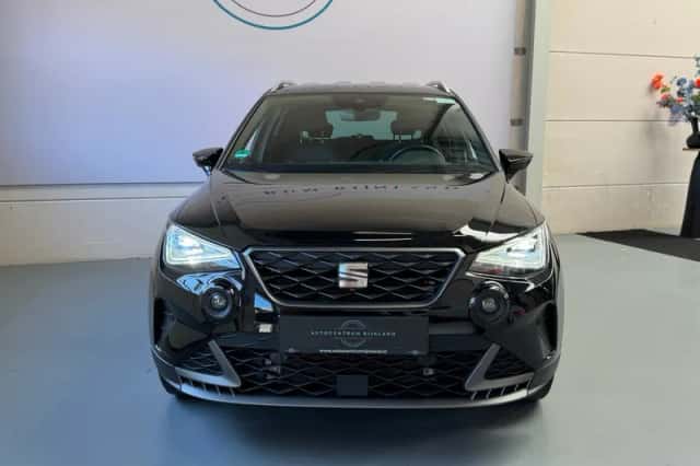 SEAT Arona (2024) thumbnail 6