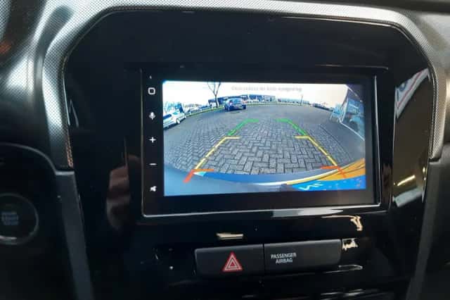 Suzuki Vitara (2022) thumbnail 6