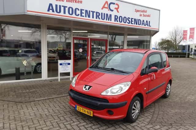 Peugeot 1007 (2006) thumbnail 1