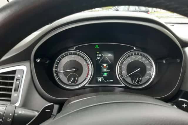 Suzuki S-CROSS (2023) thumbnail 6