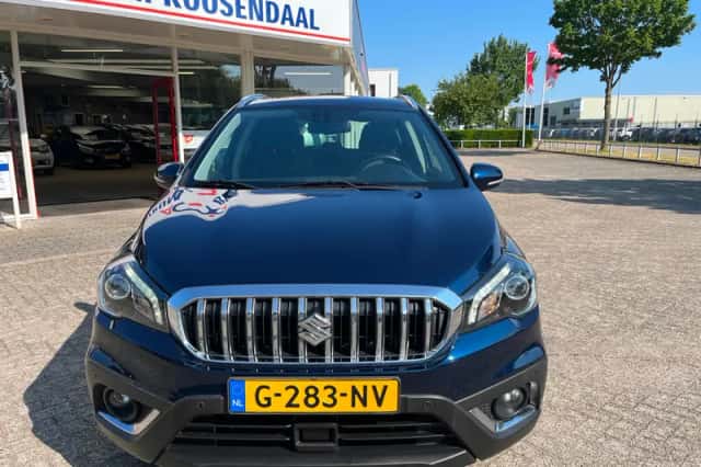 Suzuki S-Cross (2018) thumbnail 3