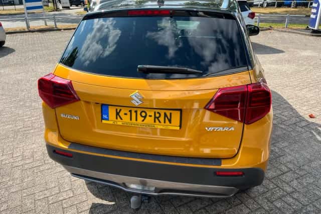 Suzuki Vitara (2019) thumbnail 3