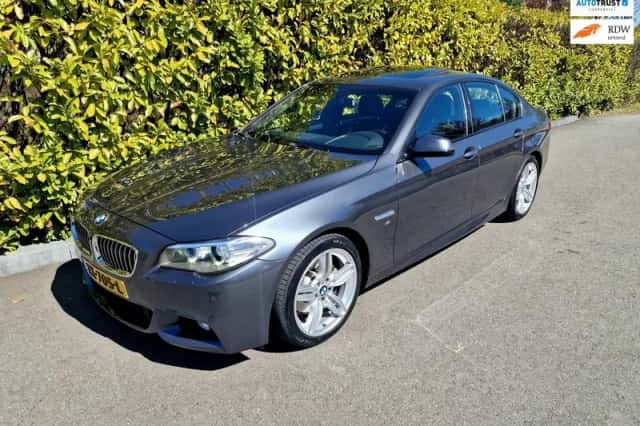 BMW 5-Serie (2016) thumbnail 1