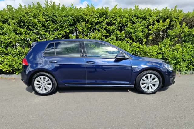 Volkswagen Golf (2016) thumbnail 5