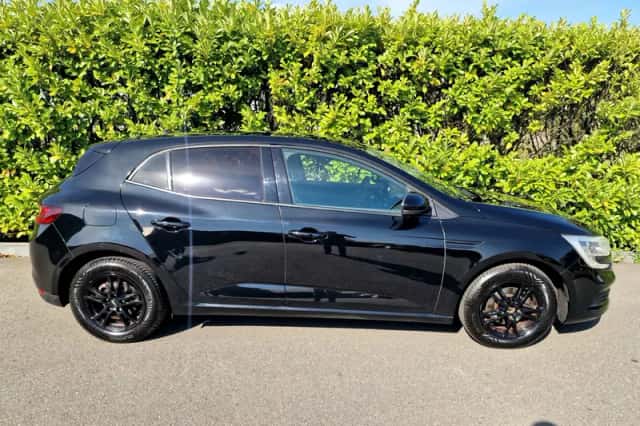 Renault Mégane (2016) thumbnail 6