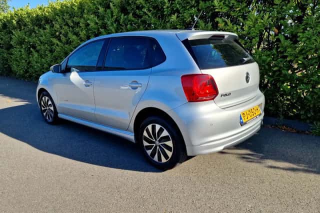 Volkswagen Polo (2017) thumbnail 3