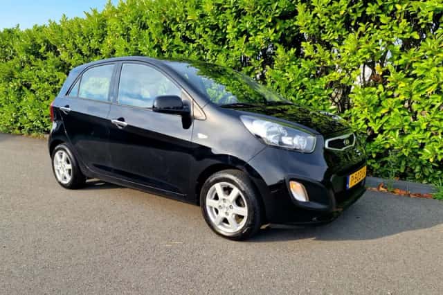 Kia Picanto (2013) thumbnail 2