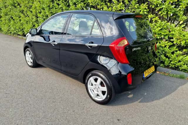 Kia Picanto (2013) thumbnail 4