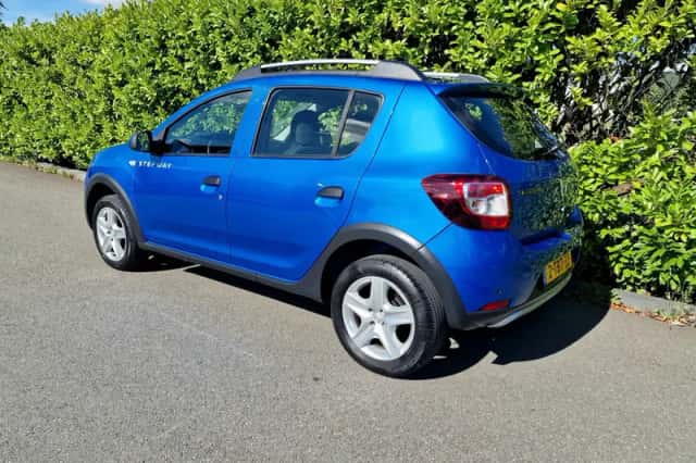 Dacia Sandero (2014) thumbnail 4