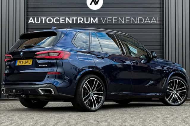 BMW X5 (2021) thumbnail 3