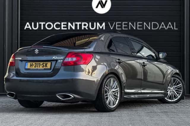 Suzuki Kizashi (2011) thumbnail 3