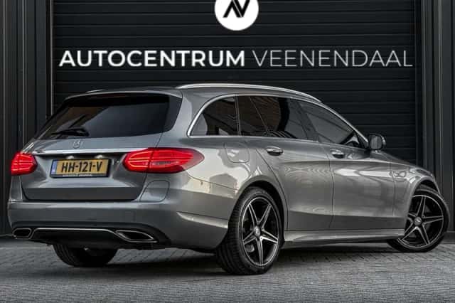 Mercedes-Benz C-Klasse (2015) thumbnail 3