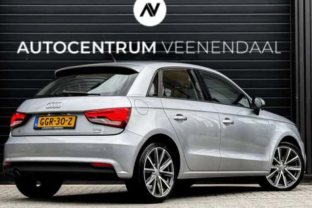Audi A1 (2018) thumbnail 3