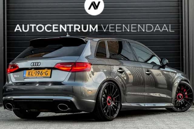 Audi RS 3 Sportback (2015) thumbnail 3
