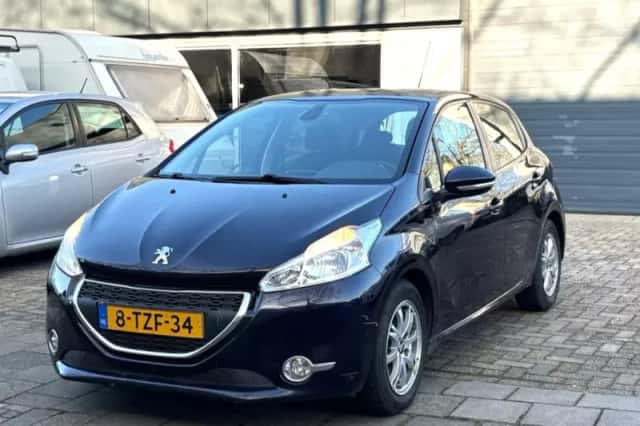Peugeot 208 (2014) thumbnail 1