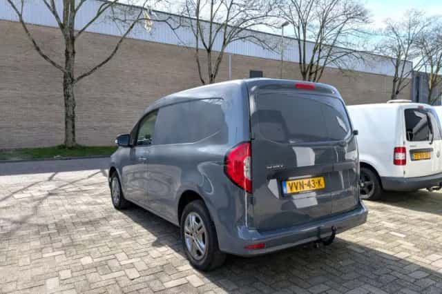 Mercedes-Benz Citan (2023) thumbnail 3