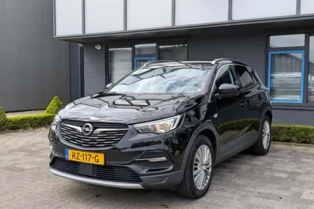 Opel Grandland X (2018) thumbnail 1
