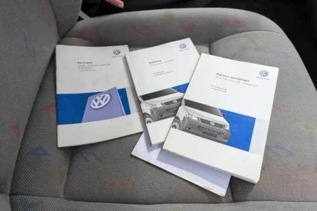 Volkswagen Transporter (2007) thumbnail 2