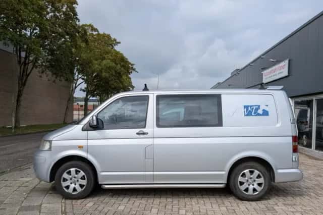 Volkswagen Transporter (2007) thumbnail 4