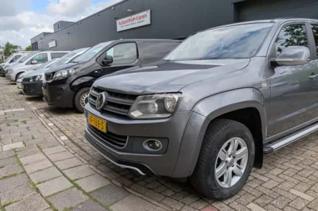 Volkswagen Amarok (2013) thumbnail 4