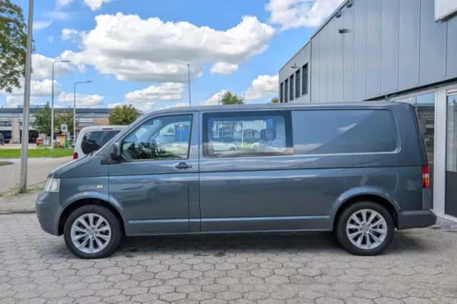 Volkswagen Transporter (2008) thumbnail 5
