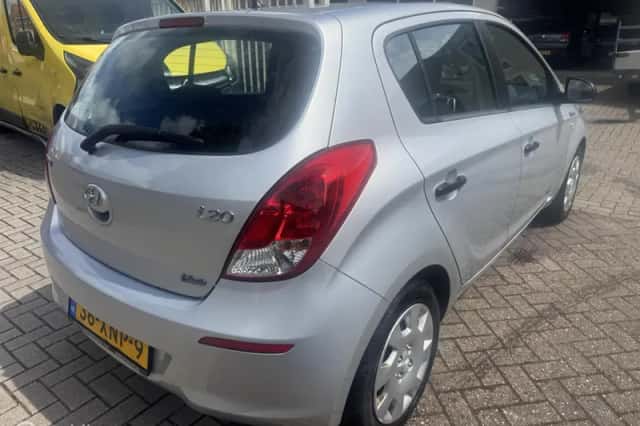 Hyundai i20 (2012) thumbnail 4