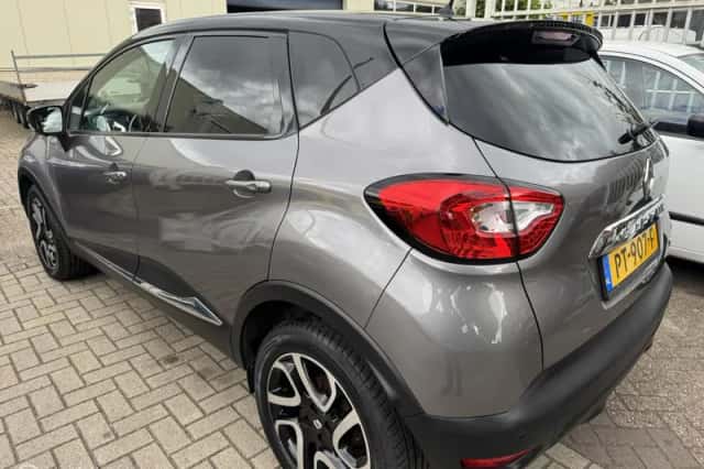 Renault Captur (2016) thumbnail 5