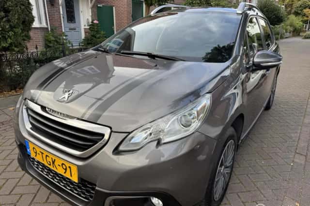 Peugeot 2008 (2014) thumbnail 1
