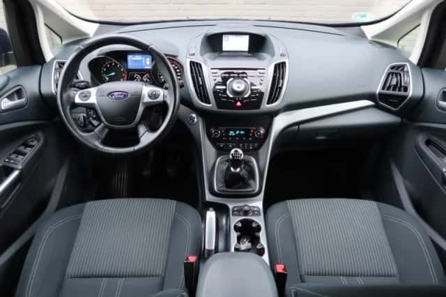 Ford C-Max (2015) thumbnail 5