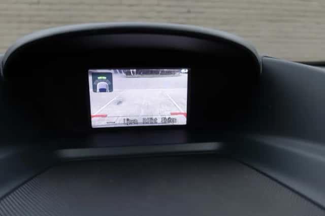 Ford C-Max (2015) thumbnail 10