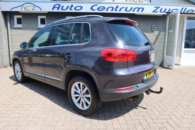 Volkswagen Tiguan (2016) thumbnail 4